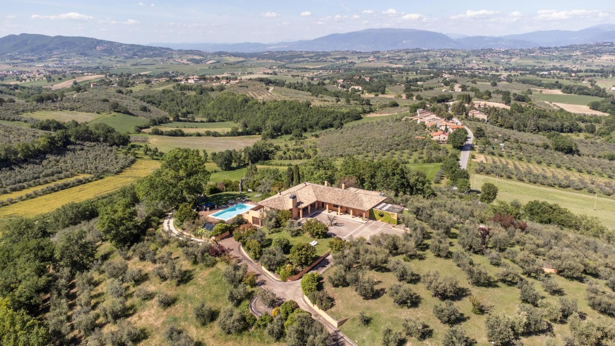 Villa Chiara Relax Giano dellʼUmbria Eksteriør billede